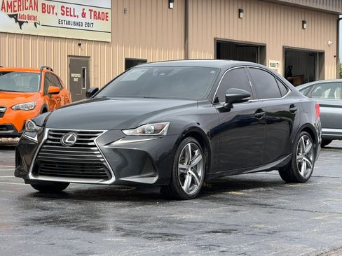 Used 2019 Lexus IS 300 w/ Premium Package RWD image 6