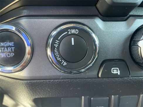 Used 2023 Toyota Tacoma TRD Off-Road image 17