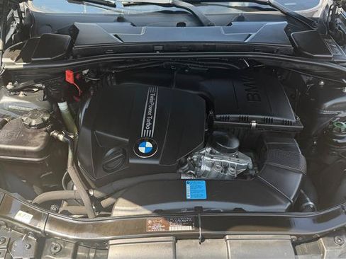 Used 2011 BMW 335i Convertible RWD image 16