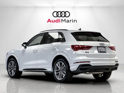 Certified 2025 Audi Q3 2.0T Premium w/ Convenience Package AWD/4WD image 3