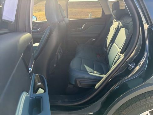 Used 2021 Lincoln Corsair Reserve image 10