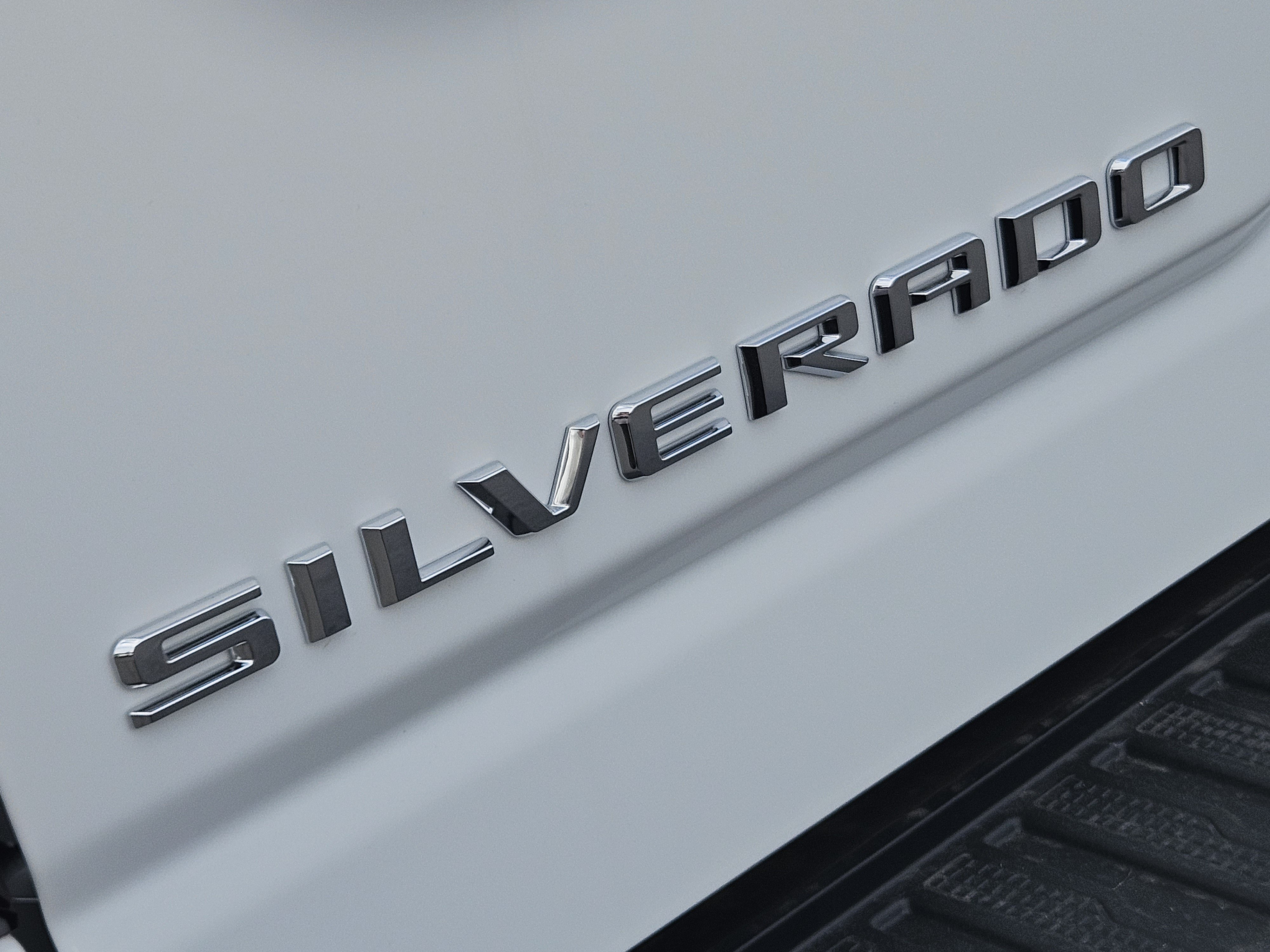 New 2026 Chevrolet Silverado 2500 High Country w/ Technology Package AWD/4WD image 9