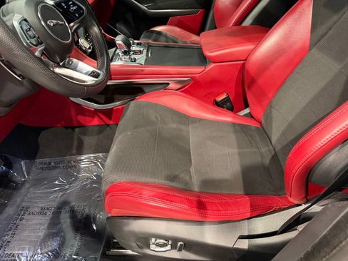 Used 2021 Jaguar F-PACE SVR AWD/4WD image 31