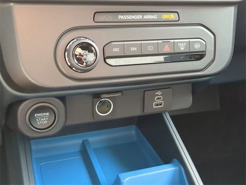 New 2025 Ford Maverick XLT w/ XLT Luxury Package image 11