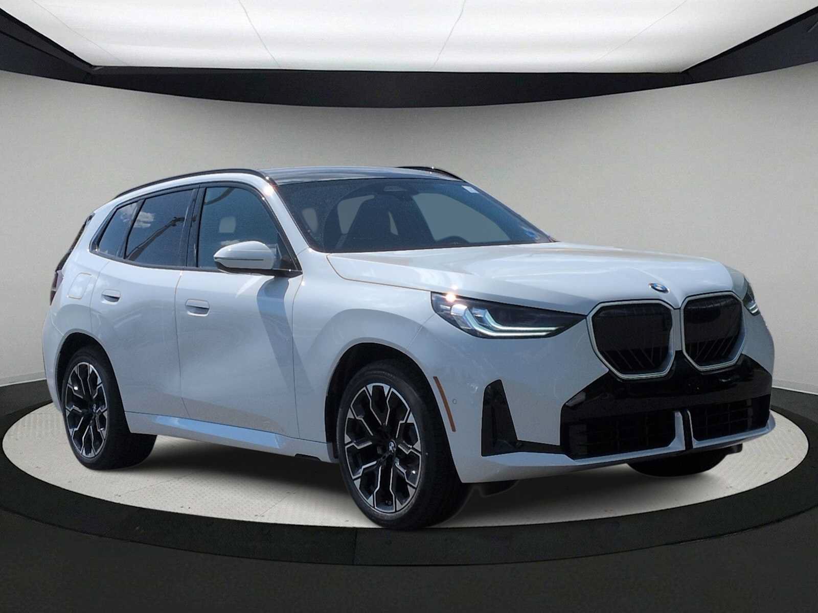 Used 2026 BMW X3 xDrive30i w/ Premium Package AWD/4WD image 2