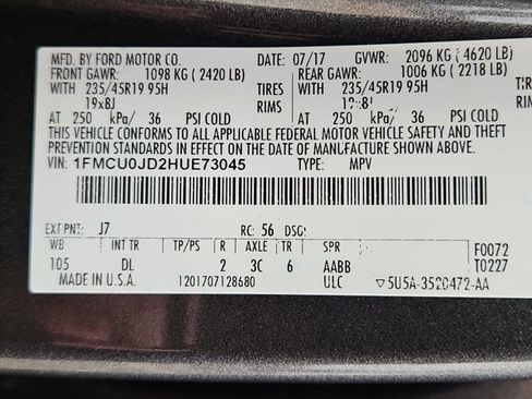 Used 2017 Ford Escape Titanium image 25