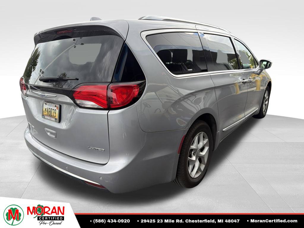 Used 2020 Chrysler Pacifica Limited FWD image 14