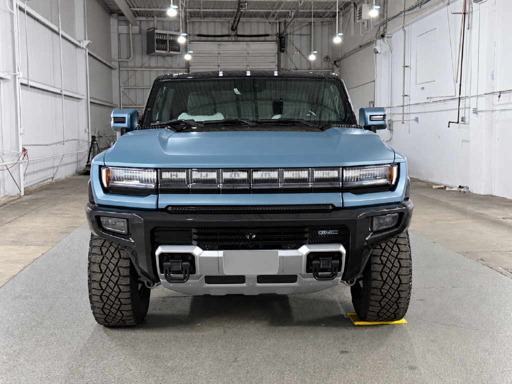 Used 2024 GMC Hummer EV 3X w/ Omega Edition AWD/4WD image 3