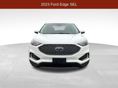 Used 2023 Ford Edge SEL image 2
