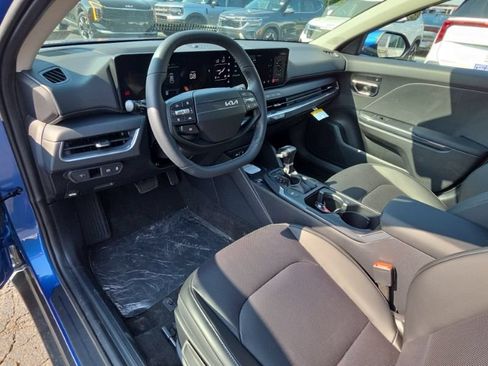 New 2026 Kia K4 EX FWD image 24