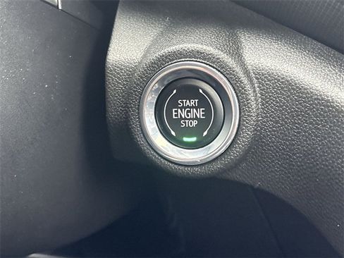 Certified 2023 Chevrolet TrailBlazer ACTIV w/ Sun and Liftgate Package image 16