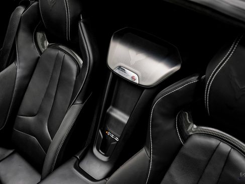 Used 2021 Chevrolet Corvette Stingray Premium Cpe w/ Z51 Performance Package RWD image 47