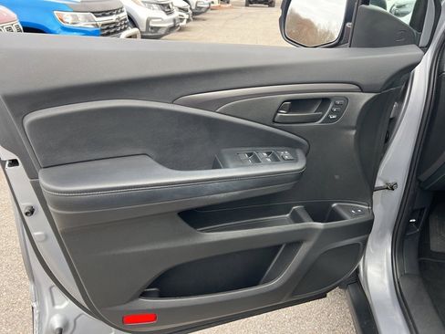 Used 2022 Honda Passport EX-L image 21