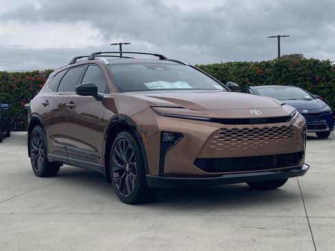 New 2026 Toyota Crown Signia AWD/4WD image 2