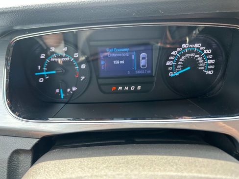 Used 2014 Ford Taurus SEL FWD image 6