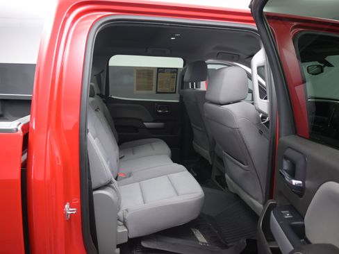 Used 2018 Chevrolet Silverado 1500 LT w/ All Star Edition image 16