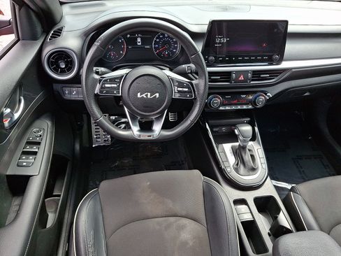 Used 2024 Kia Forte GT-Line w/ GT-Line Premium Package FWD image 11