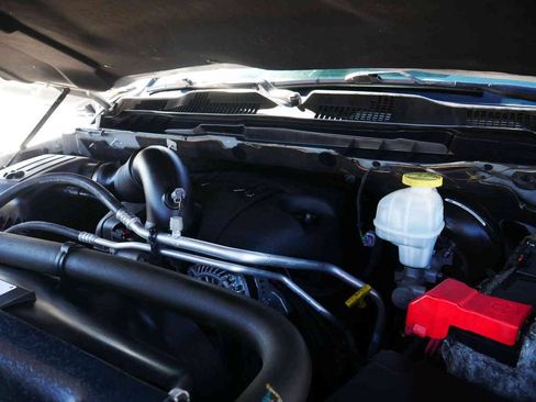 Used 2019 RAM 1500 Big Horn AWD/4WD image 15