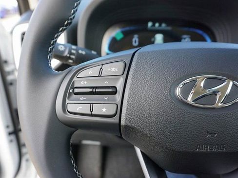 New 2026 Hyundai Venue SEL FWD image 20