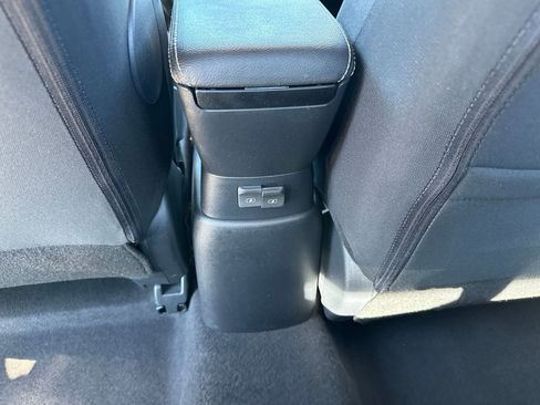 Certified 2020 Nissan Versa SR image 21