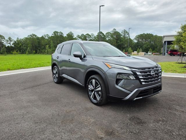 Used 2026 Nissan Rogue SL FWD image 11