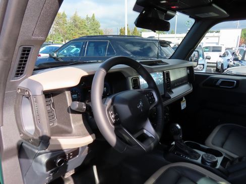 New 2025 Ford Bronco Big Bend image 8