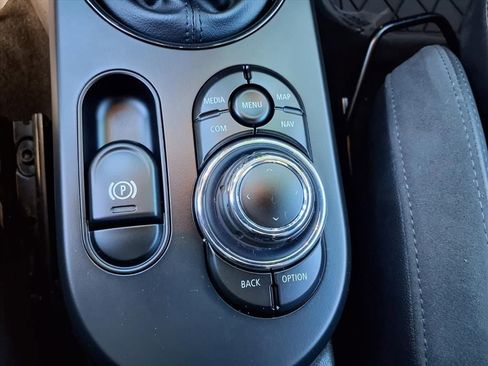 Used 2022 MINI Cooper SE image 26