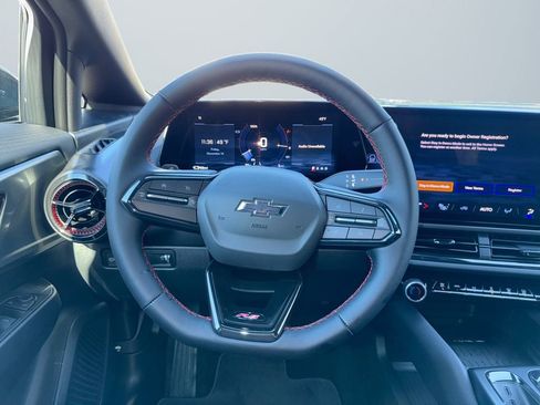 New 2026 Chevrolet Equinox EV RS image 12