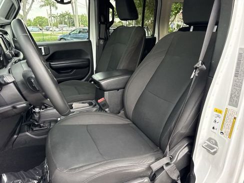Used 2018 Jeep Wrangler Unlimited Sport S AWD/4WD image 11