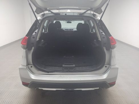 Used 2017 Nissan Rogue S FWD image 29