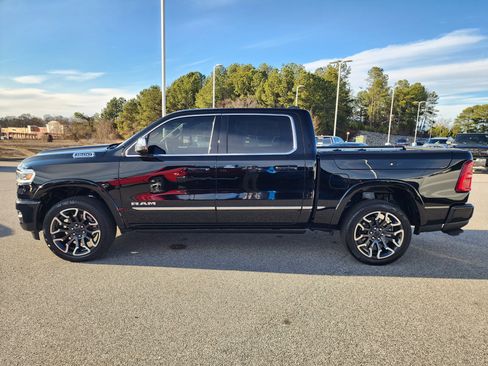Used 2025 RAM 1500 Limited image 8