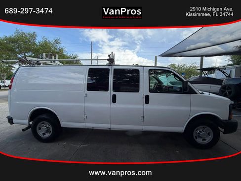 Used 2013 Chevrolet Express 3500 Extended image 6