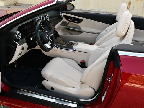 Used 2024 Mercedes-Benz CLE 300 4MATIC Cabriolet image 14