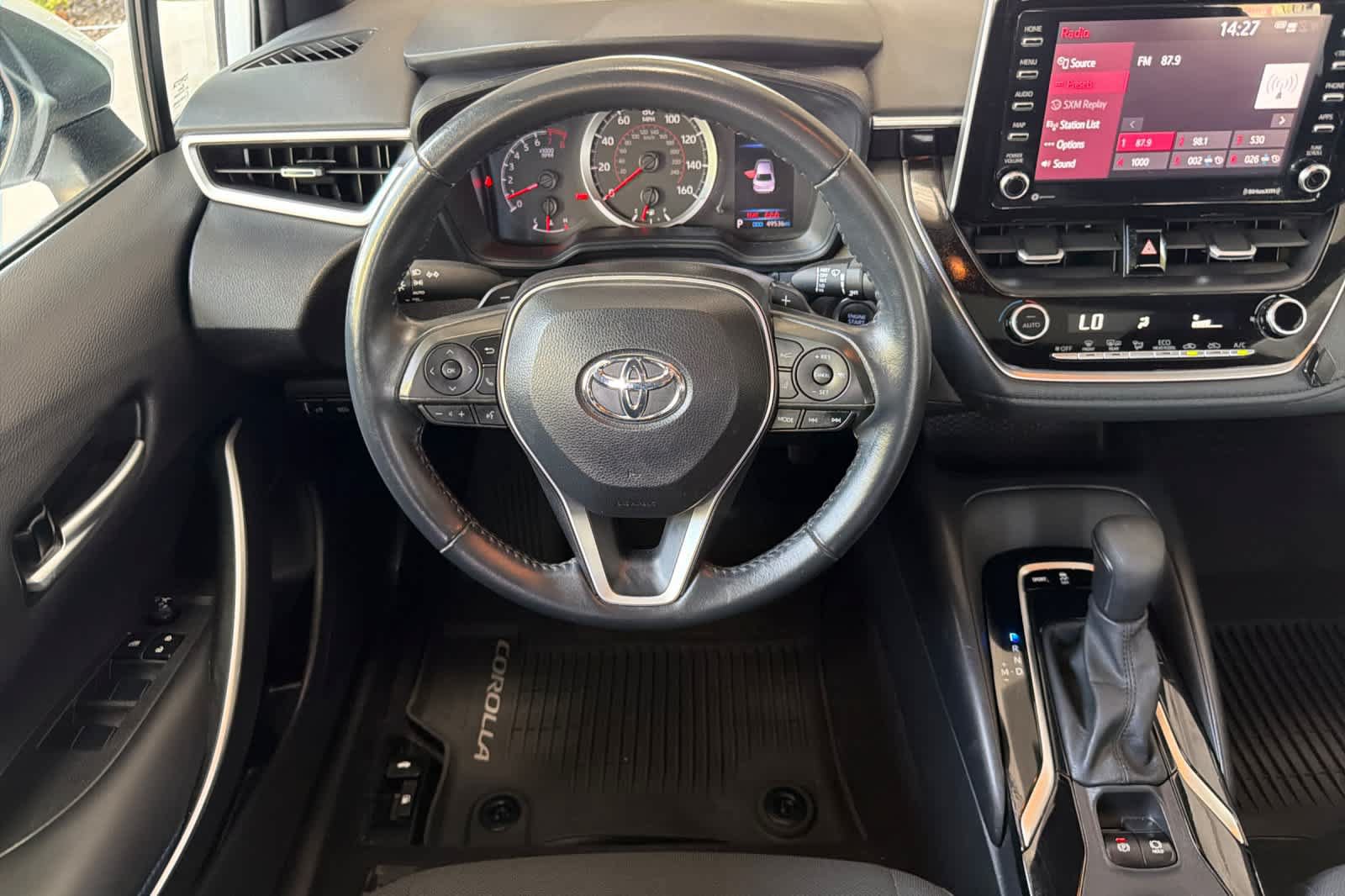Used 2021 Toyota Corolla SE w/ SE Premium Package FWD image 14
