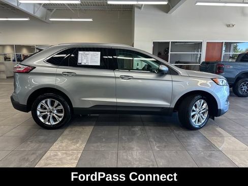 Used 2024 Ford Edge Titanium AWD/4WD image 11
