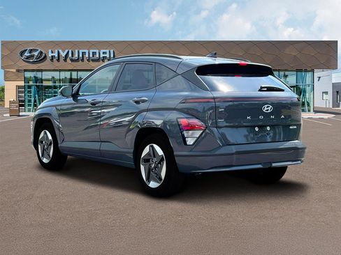New 2025 Hyundai Kona SEL FWD image 5