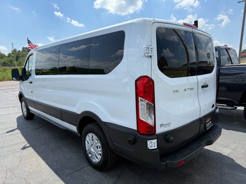 Used 2016 Ford Transit 350 XL image 7