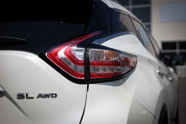 Used 2016 Nissan Murano SL AWD/4WD image 16