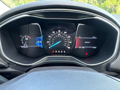 Used 2016 Ford Fusion Titanium FWD image 25