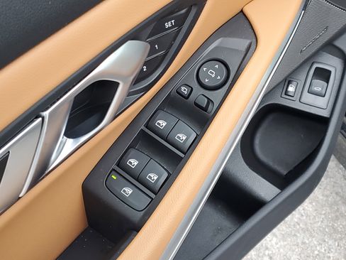 Certified 2023 BMW 330e xDrive 330e xDrive w/ Premium Package image 6