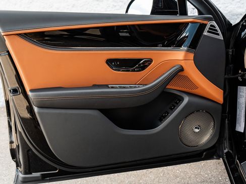 New 2026 Bentley Flying Spur Plug-In Hybrid AWD/4WD image 23