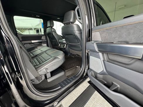 Used 2023 Ford F250 Platinum image 24