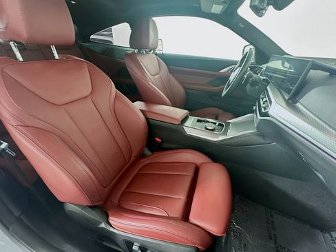 Used 2024 BMW 430i Coupe w/ M Sport Package RWD image 8