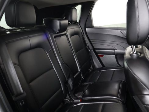 Used 2025 Ford Escape Platinum image 32