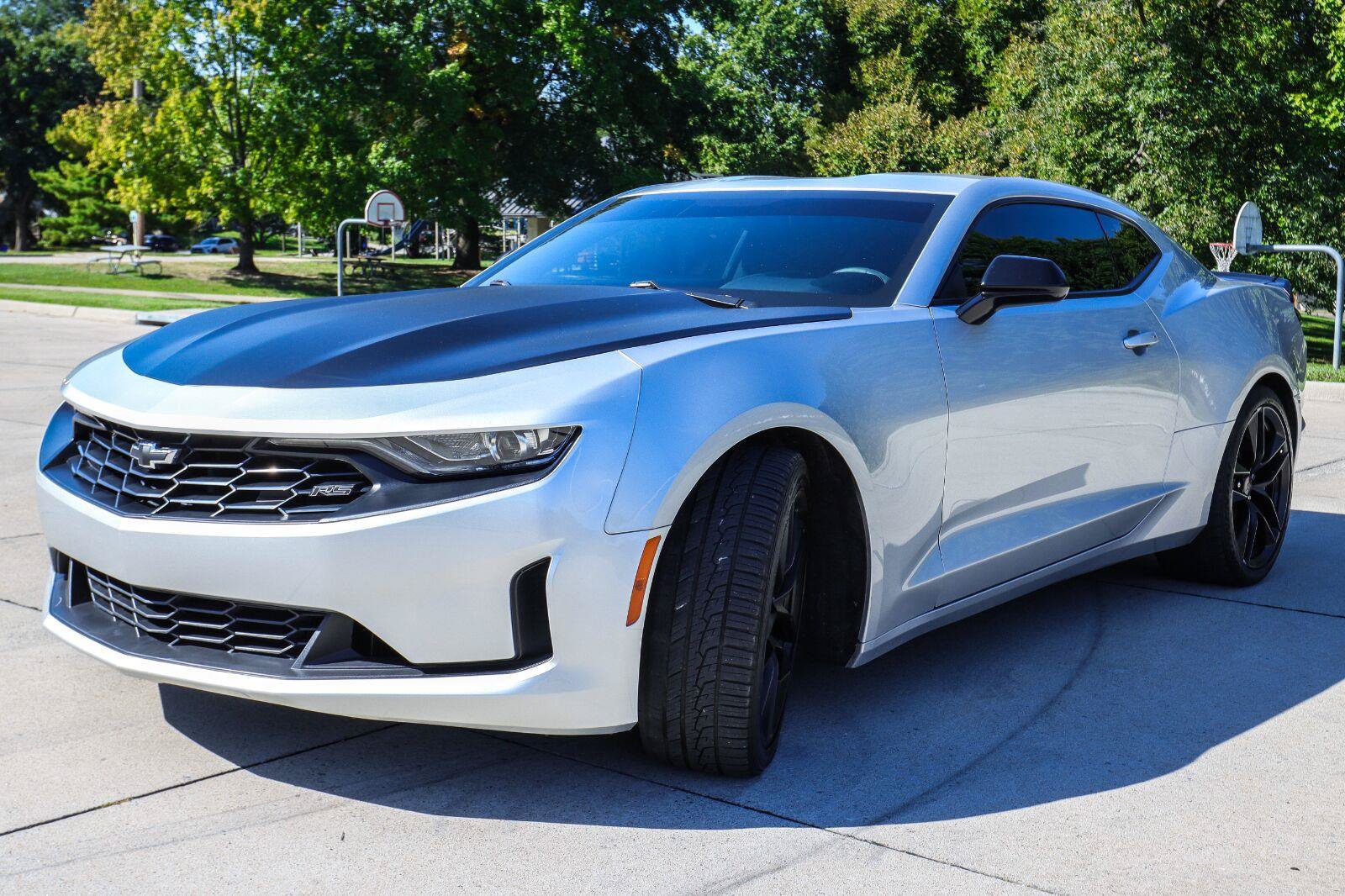 Used 2019 Chevrolet Camaro LT w/ 1LE Track Performance Package RWD image 3