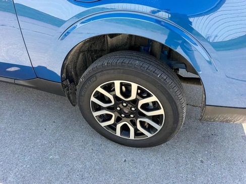 Used 2024 Ford Maverick Lariat AWD/4WD image 6