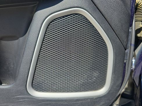 Used 2017 Jeep Compass Latitude w/ Popular Equipment Group image 23