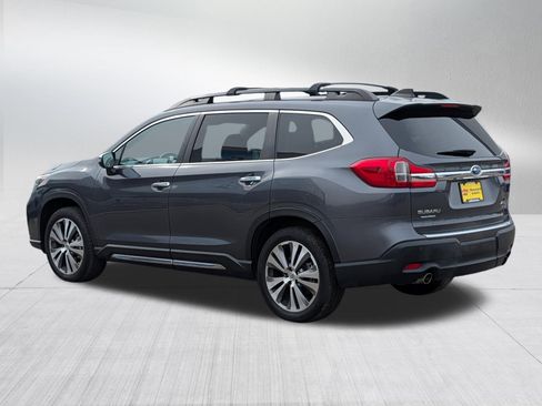 Used 2022 Subaru Ascent Touring image 5