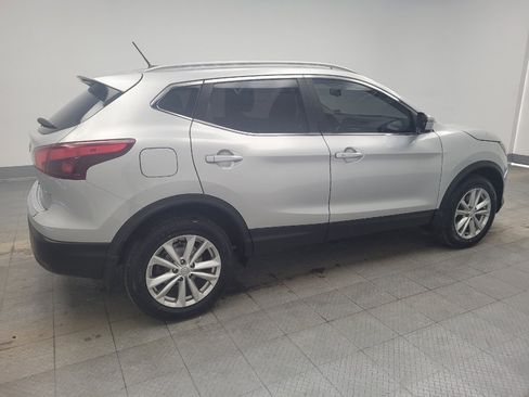 Used 2018 Nissan Rogue Sport SV image 10