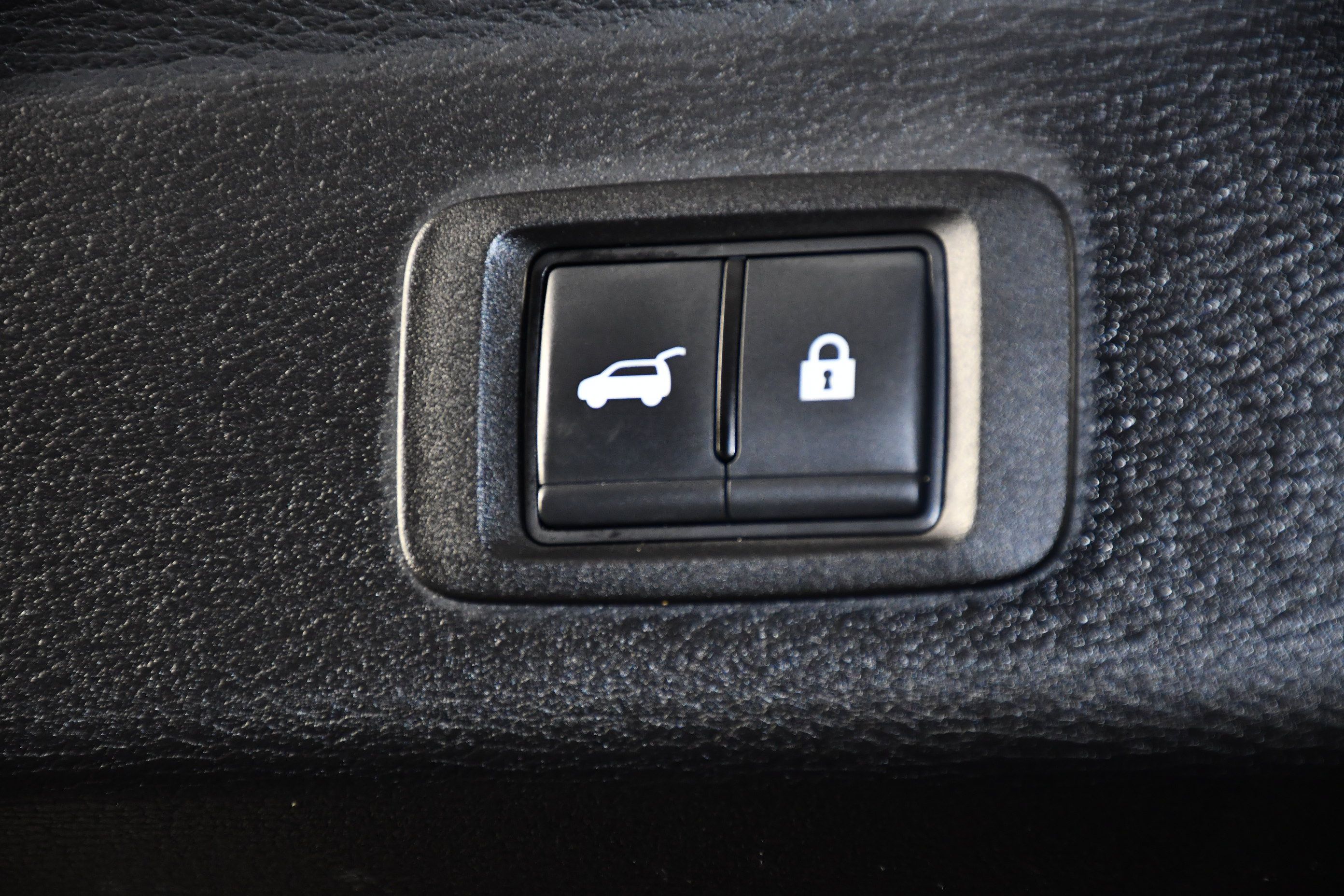 Used 2023 Mitsubishi Outlander SE AWD/4WD image 48